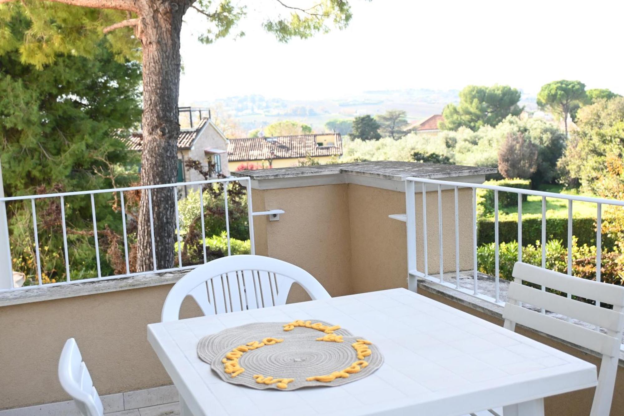 N185 - Numana, Meraviglioso Trilocale Con Terrazzo E Piscina Buitenkant foto