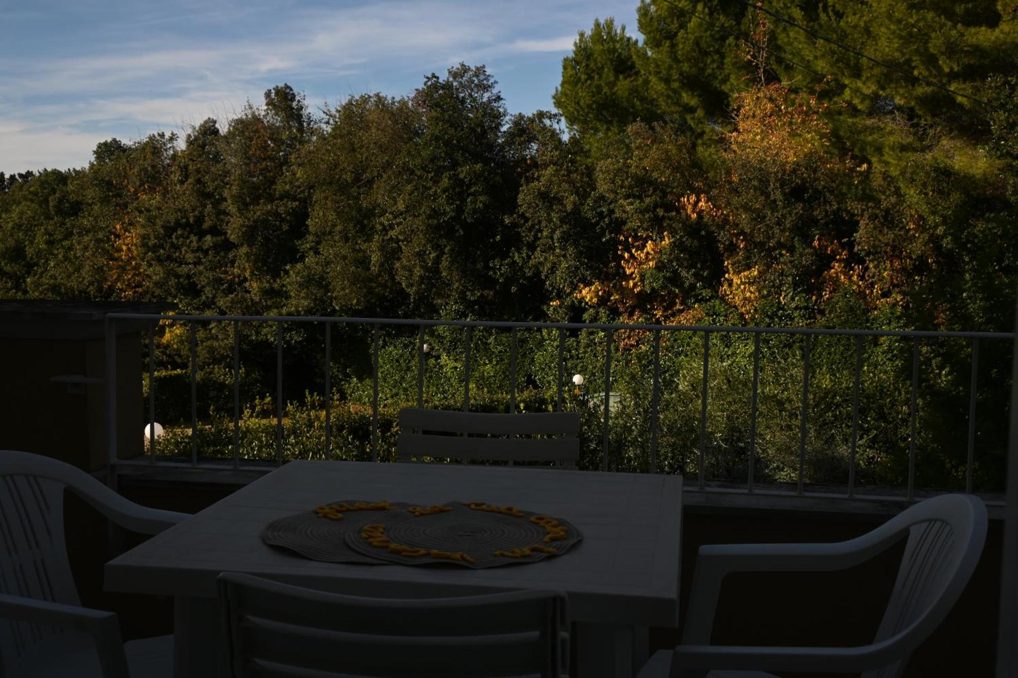 N185 - Numana, Meraviglioso Trilocale Con Terrazzo E Piscina Buitenkant foto