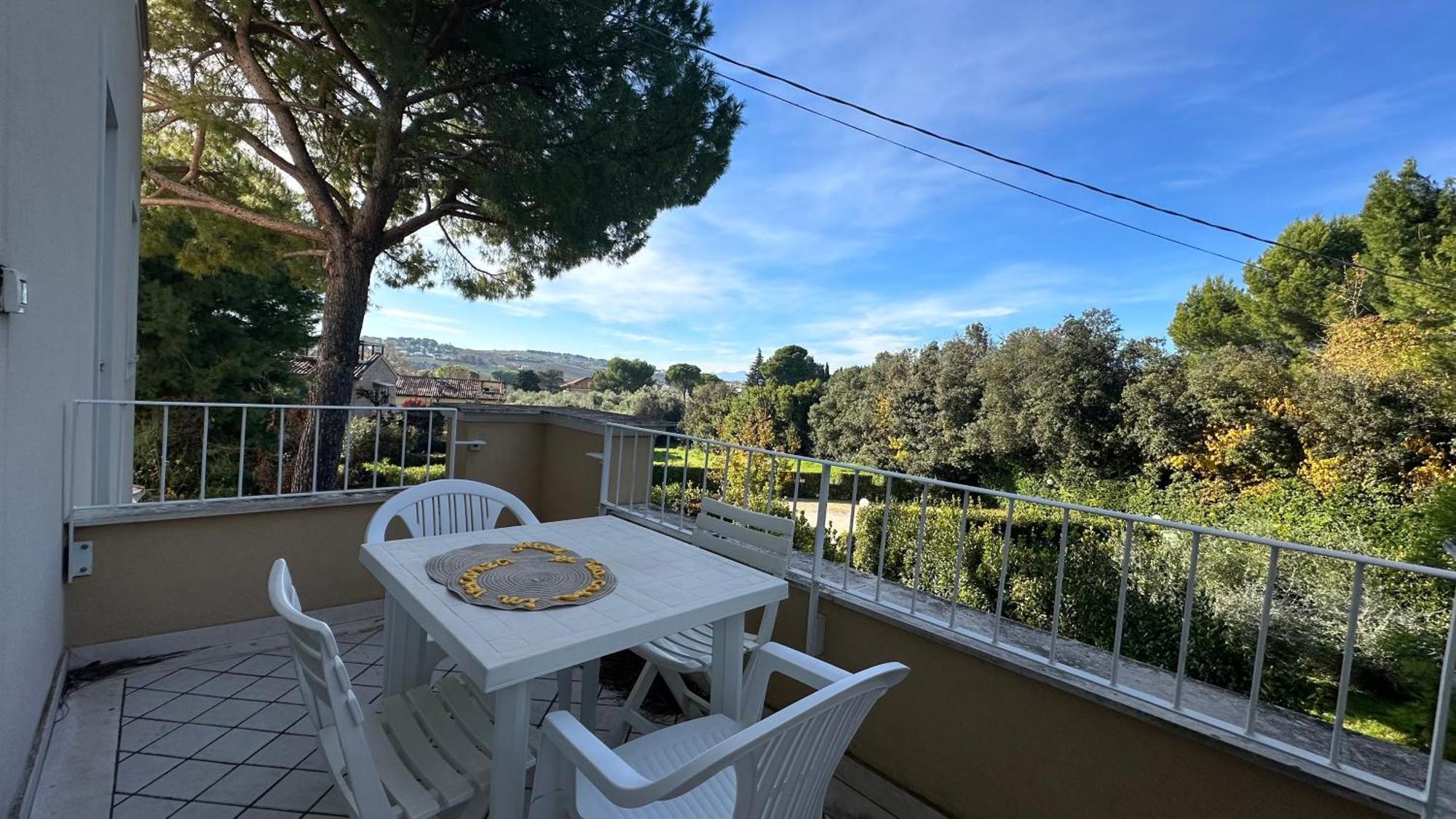 N185 - Numana, Meraviglioso Trilocale Con Terrazzo E Piscina Buitenkant foto